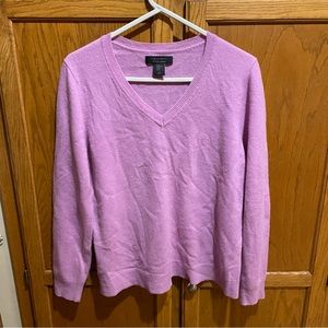 Tahari 100% Cashmere sweater